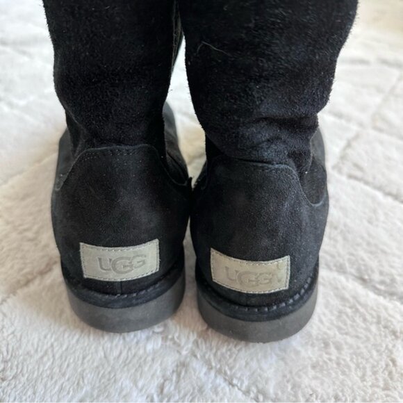 Ugg | Black 1009250 Abree Short Boots | Size 8 - Picture 6 of 13